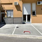 Blue Loft - Central Open Space & Private Parking