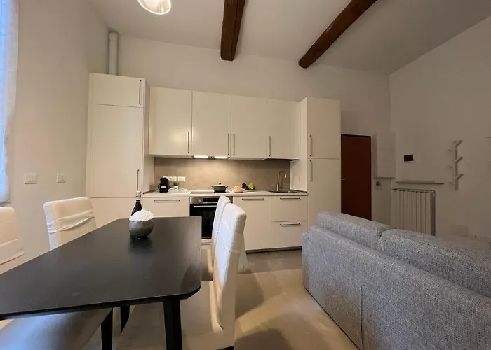 Cesare Battisti Home