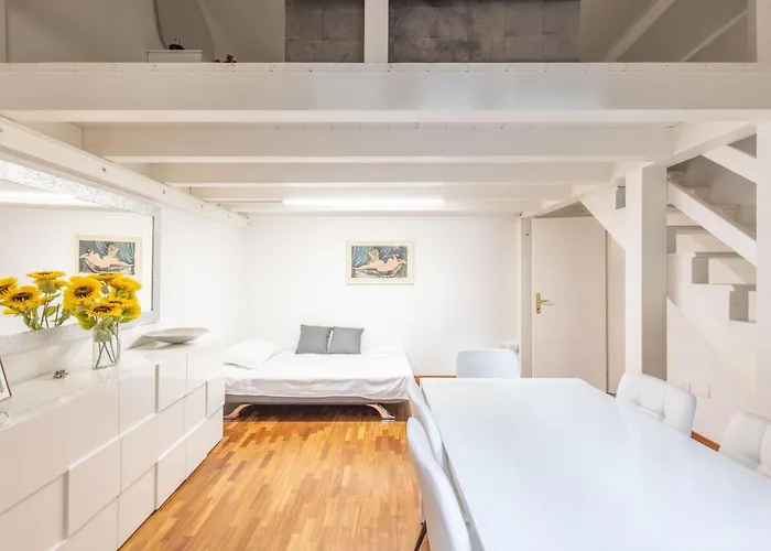 Ubaldini House, Bologna By Short Holidays