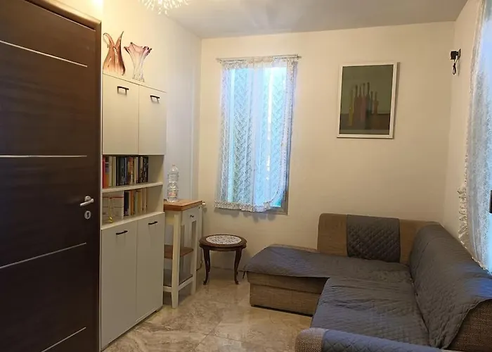 Fiore, Bilocale, Zona Ducati.
