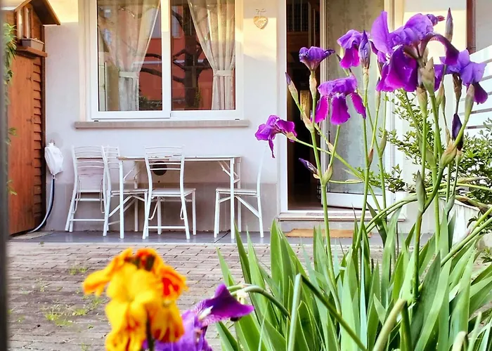 bolognaholidayhome APPARTAMENTO SIGNORINI giardino e posto auto