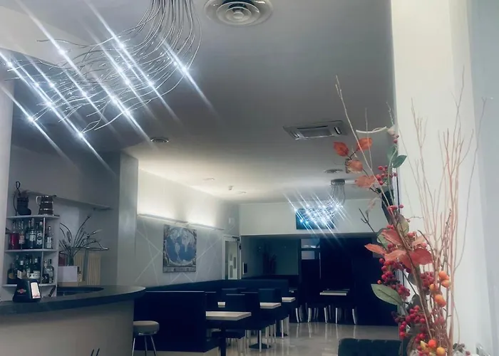 Hotel Holiday- Alla Finestrella