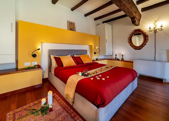 House Of Lovers - Magnificent View In The Heart Of Bologna