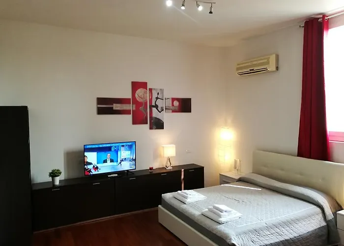 Residenza Piazza Dei Martiri 8