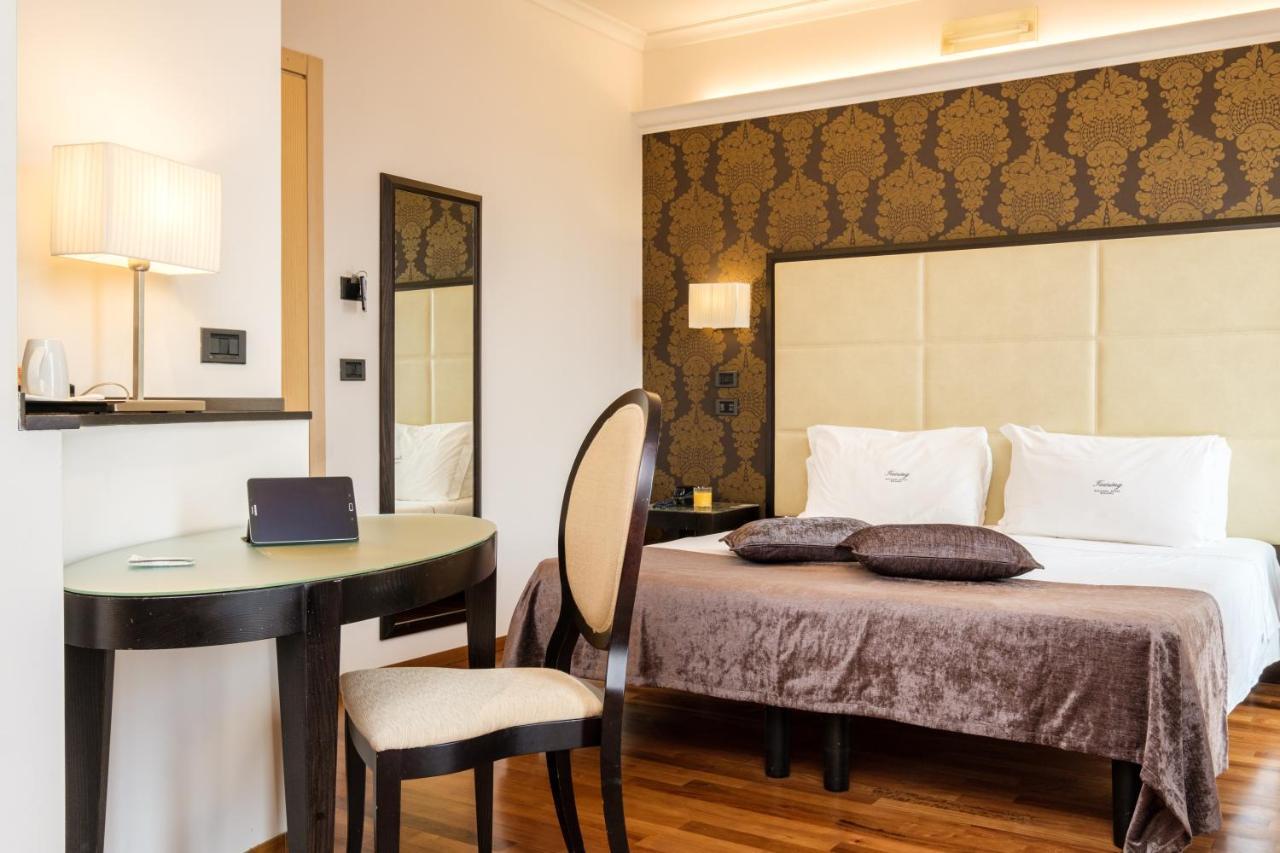 Hotel Touring
