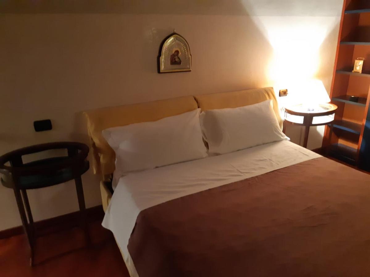 Gran Piazza Maggiore - T&t Communications Bed & Breakfast *