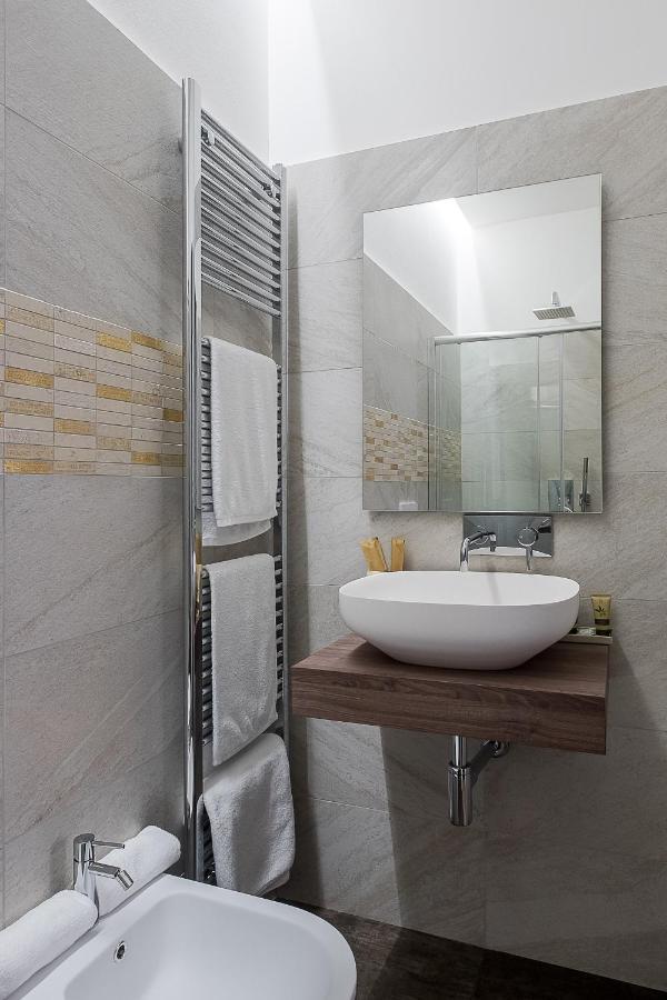 Bed & Breakfast Galleria Cavour *