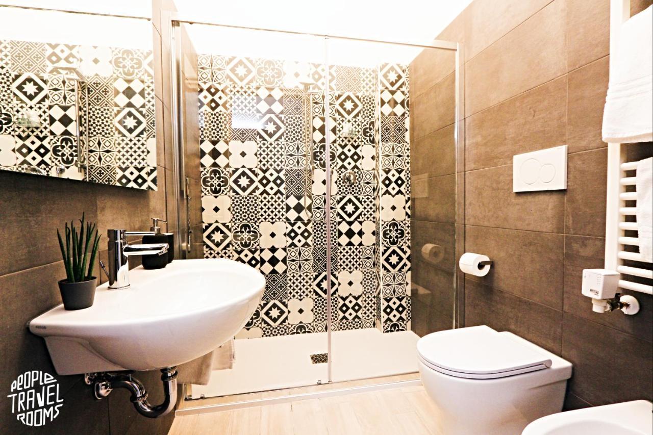 People Travel Guest house *