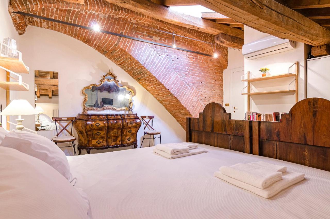 Altabella Panoramic Tower Apartment Bologna