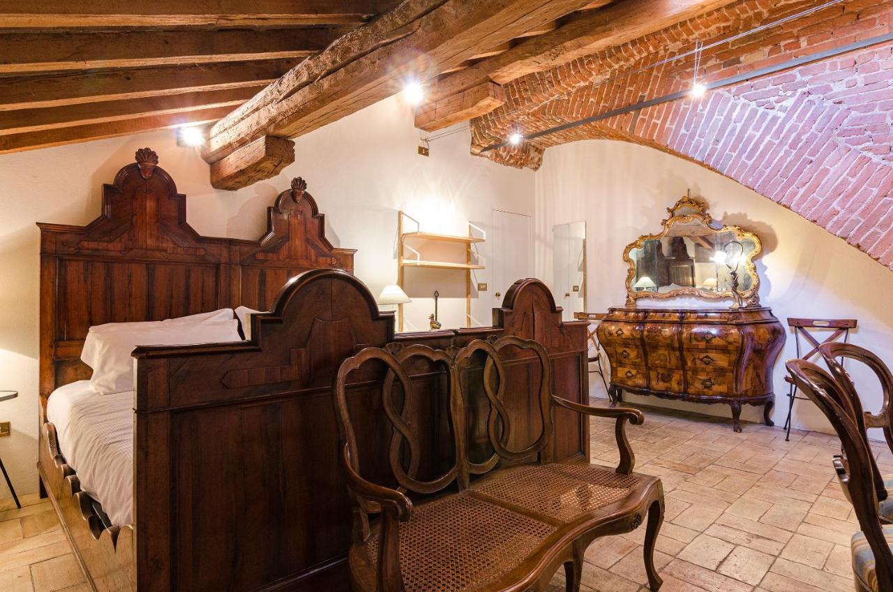 Altabella Panoramic Tower Apartment Bologna