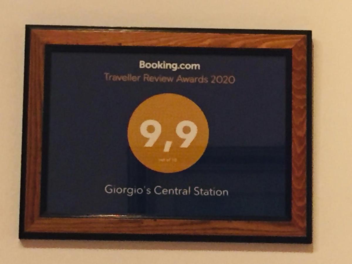 Giorgio's Station Lejlighed