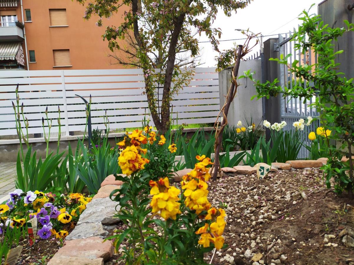 Signorini - Bolognaholidayhome - House Garden Reserved Parking Bologna