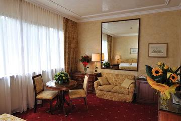 Internazionale Hotel 4*