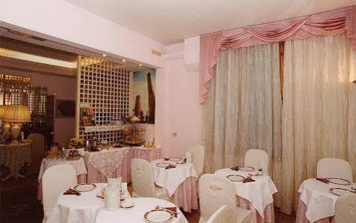 Gasthof Residenza Due Torri Check In Presso Vicolo Cattani 7 Bologna