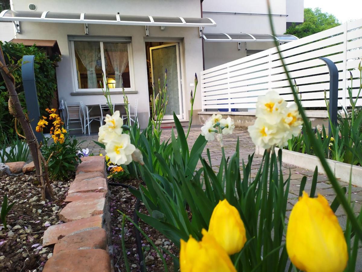 Bolognaholidayhome Signorini Giardino E Posto Auto Appartamento *