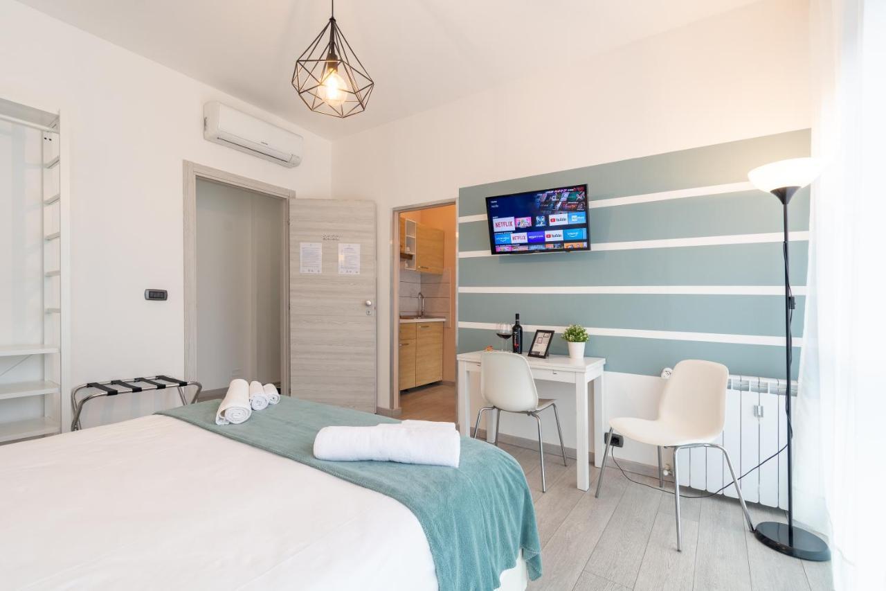 4 Star Train Station - Self Check-in Aparthotel *