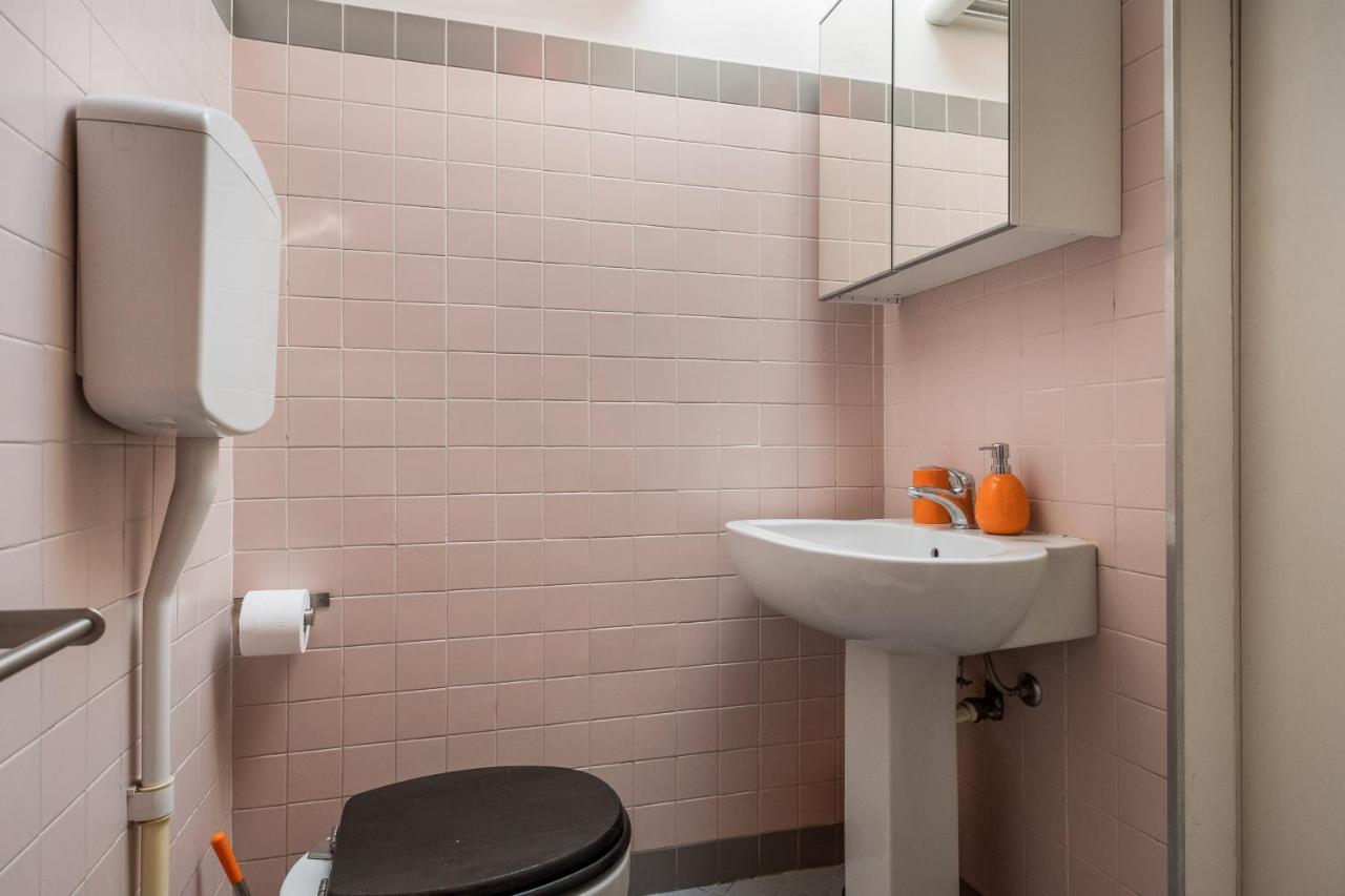 Apartamento La Mansarda Di Via Zamboni By Wonderful Italy *