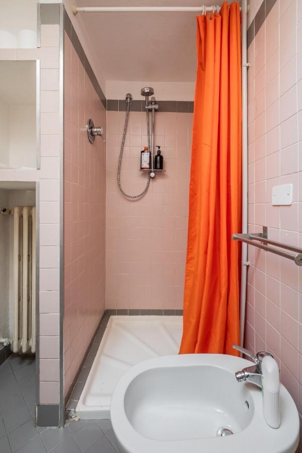 Apartamento La Mansarda Di Via Zamboni By Wonderful Italy *