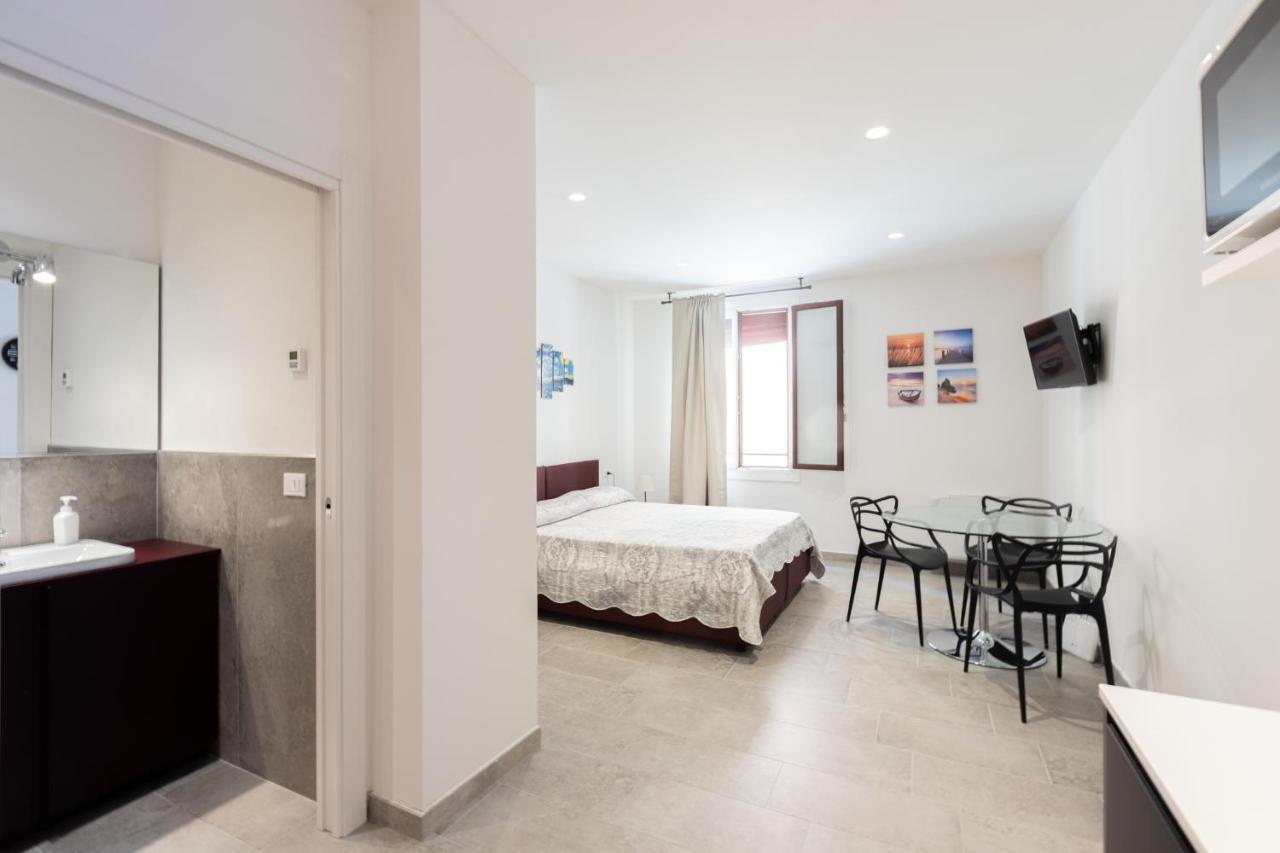 Goito 4, By Short Holidays Appartement
