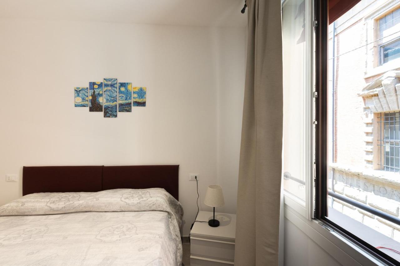 Goito 4, By Short Holidays Appartement *