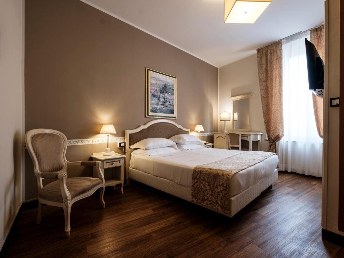 Accademia Hotel Bolonia