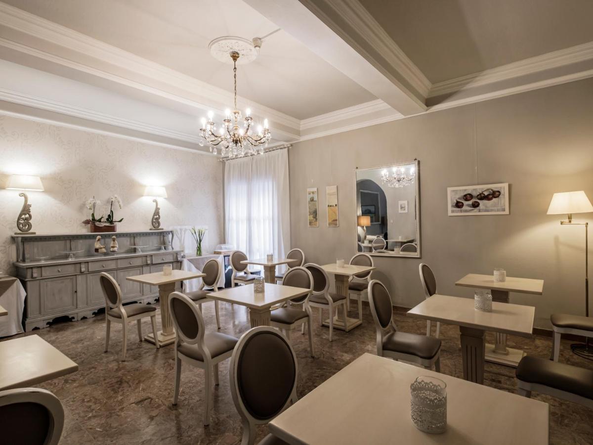Accademia 3* Bolonia