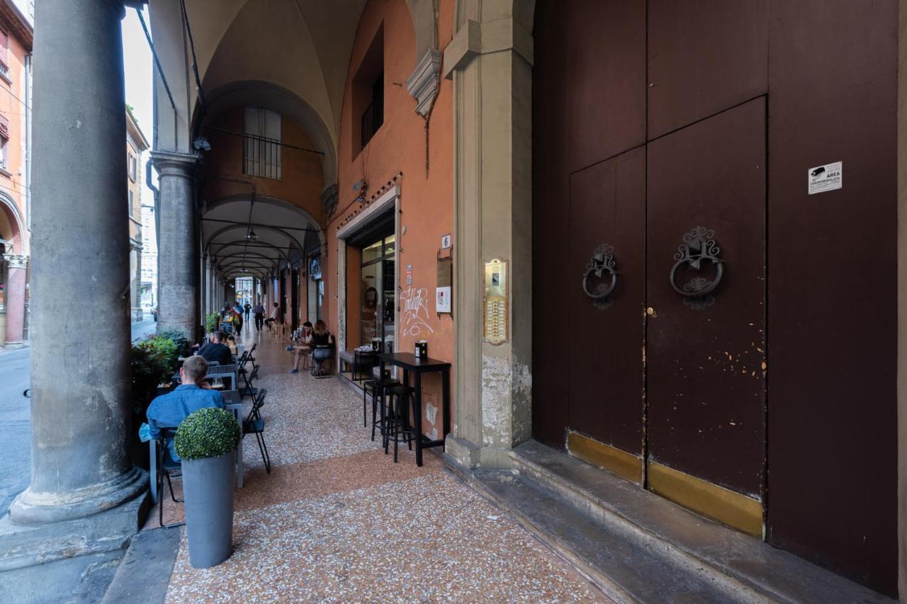 Street San Felice 6 Center * Bologne