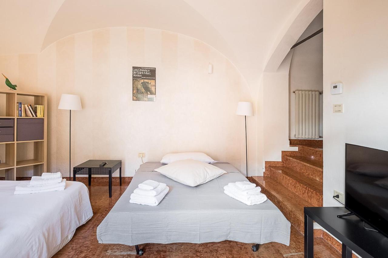 A Due Passi Dalle Torri By Wonderful Italy * Bologna