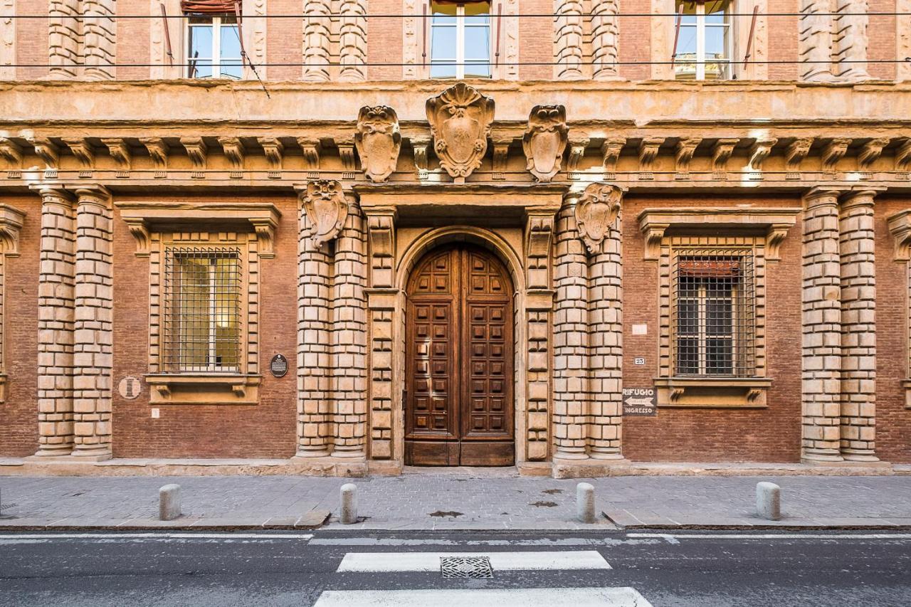 A Due Passi Dalle Torri By Wonderful Italy Bologna