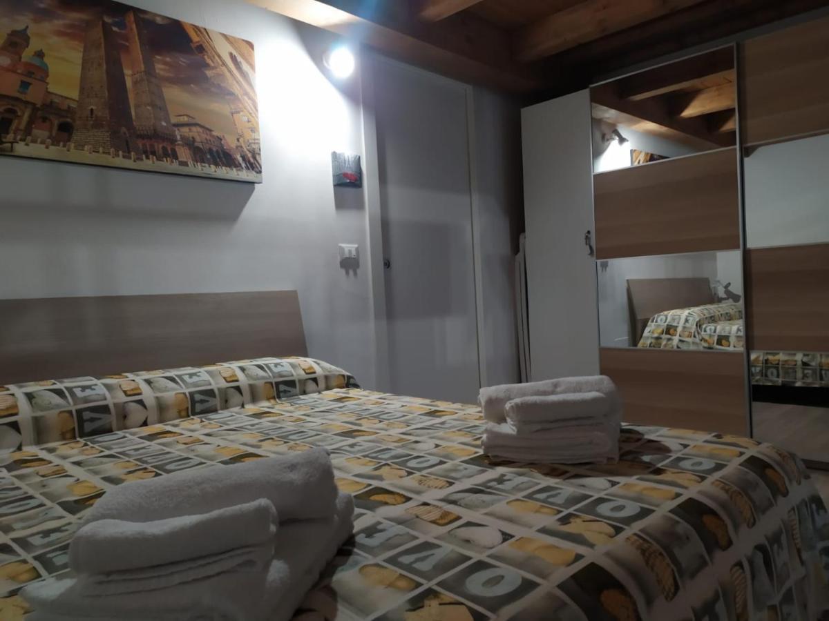 Bolognaholidayhome Signorini Giardino E Posto Auto Appartamento Bologna
