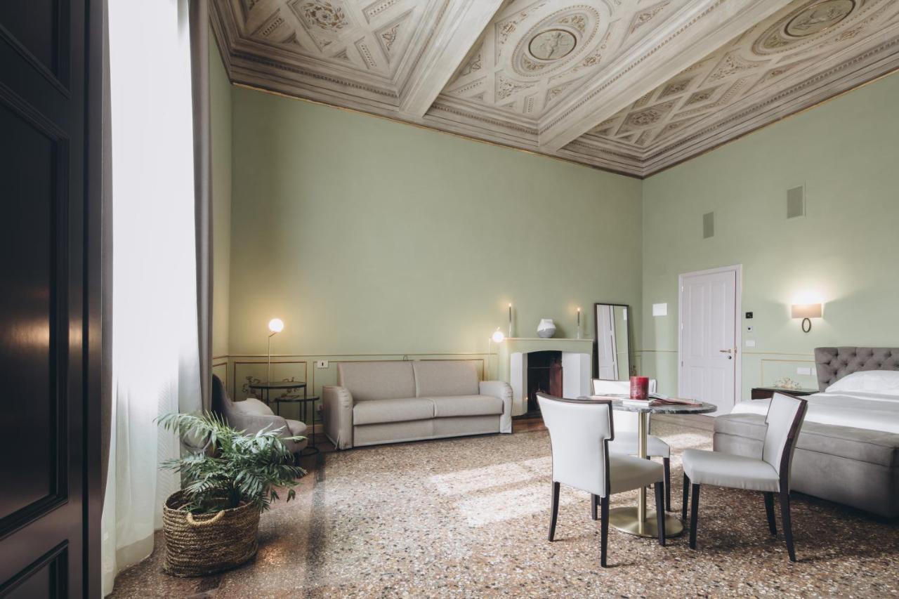 Gasthof Gregorini Bingham Art Luxury Bologna