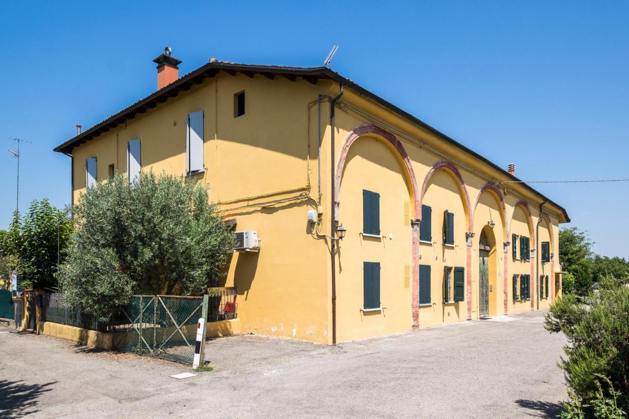 A Saltarelli Vicino All'aeroporto Appartamento *