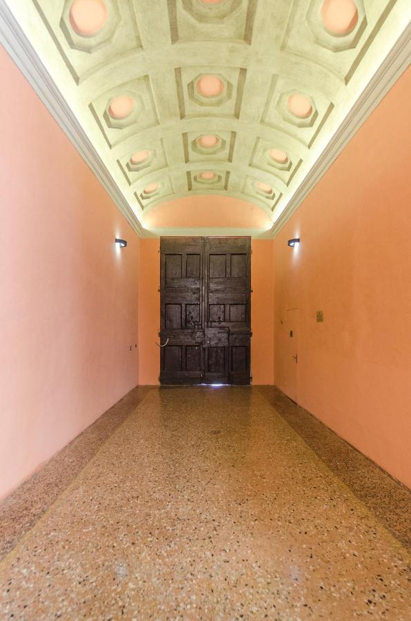 Casa Bocchi, Luxury In Historical Palace Bolonia