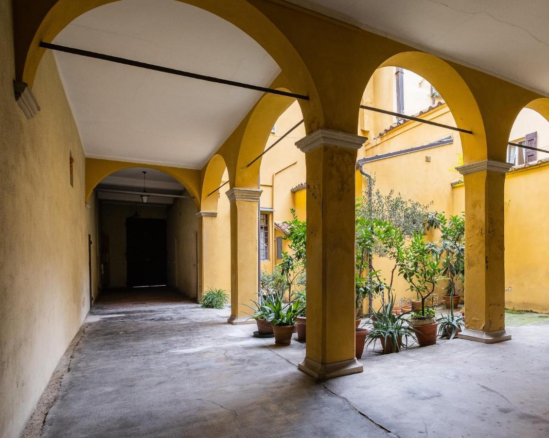 Sotto I Portici Di Apartment *