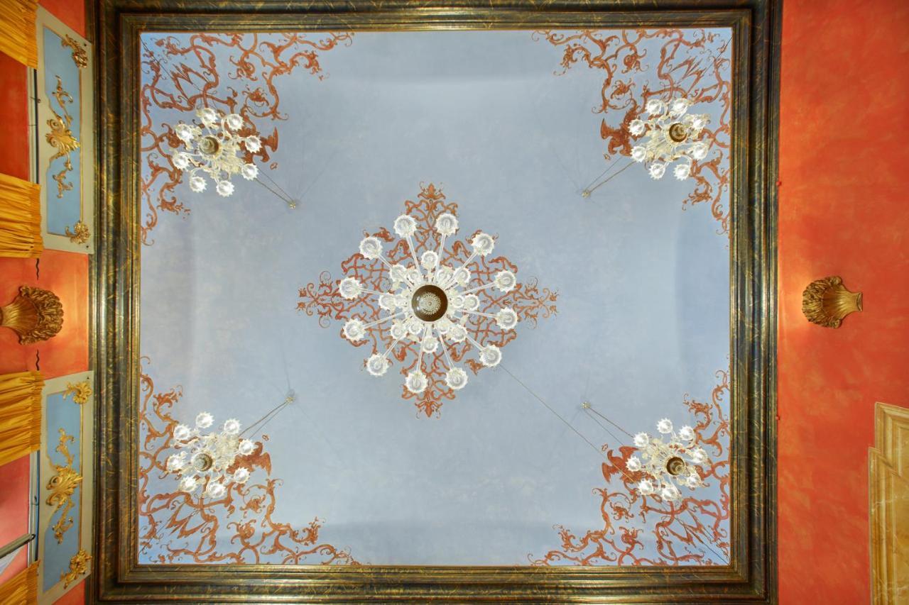 Palazzo Di Alcina - Residenza D'epoca - Luxury Bed & Breakfast Bologna