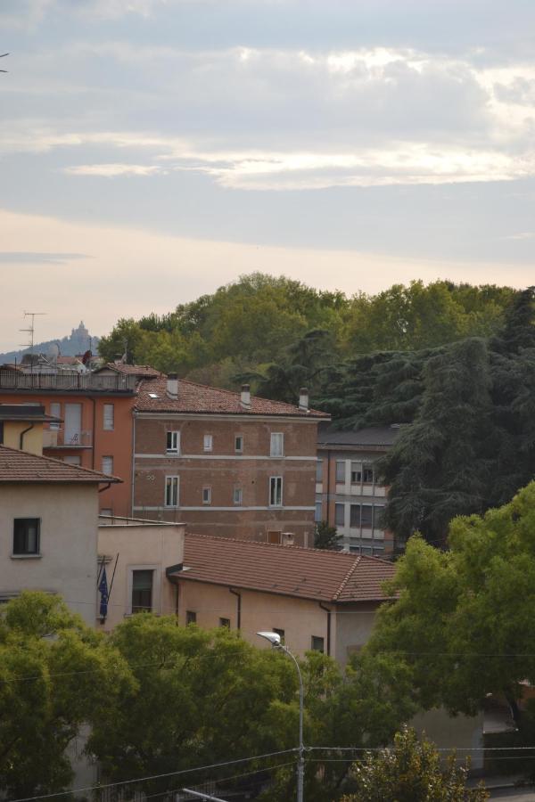 4 Star Family & Friends - Self Check-in * Bologna
