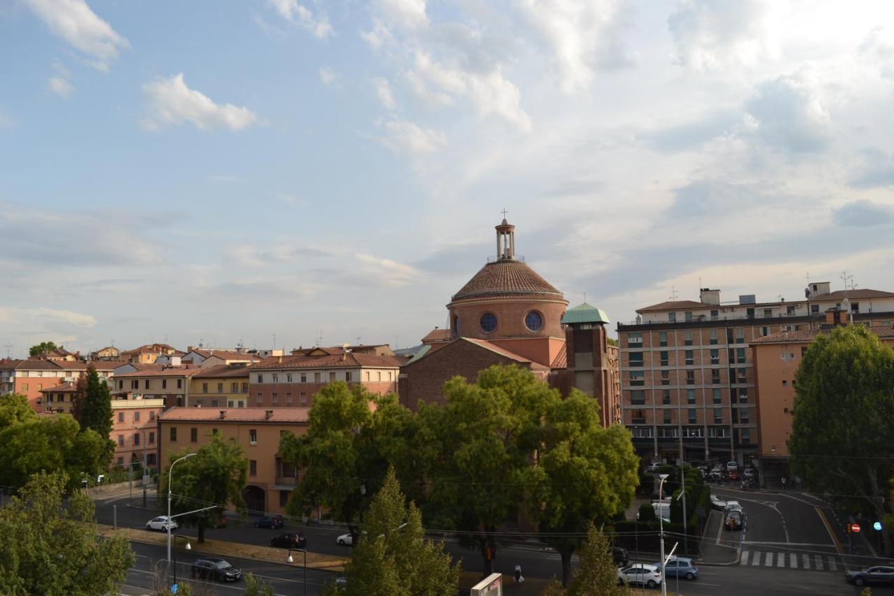 4 Star Family & Friends - Self Check-in Apartment Bologna