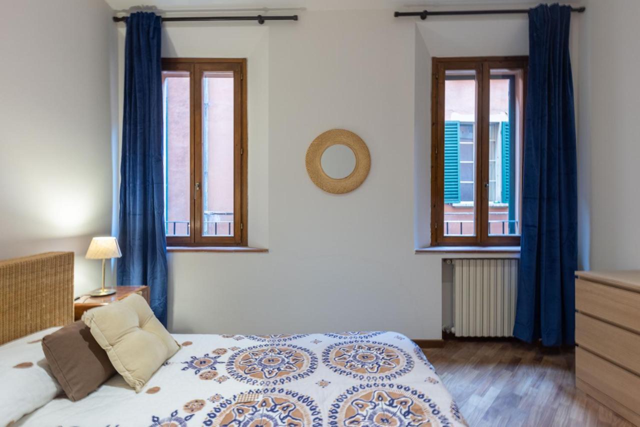 Modi, By Short Holidays * Bologna