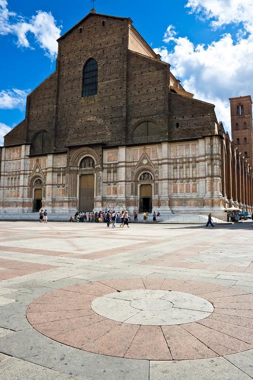 Garisenda Bologna