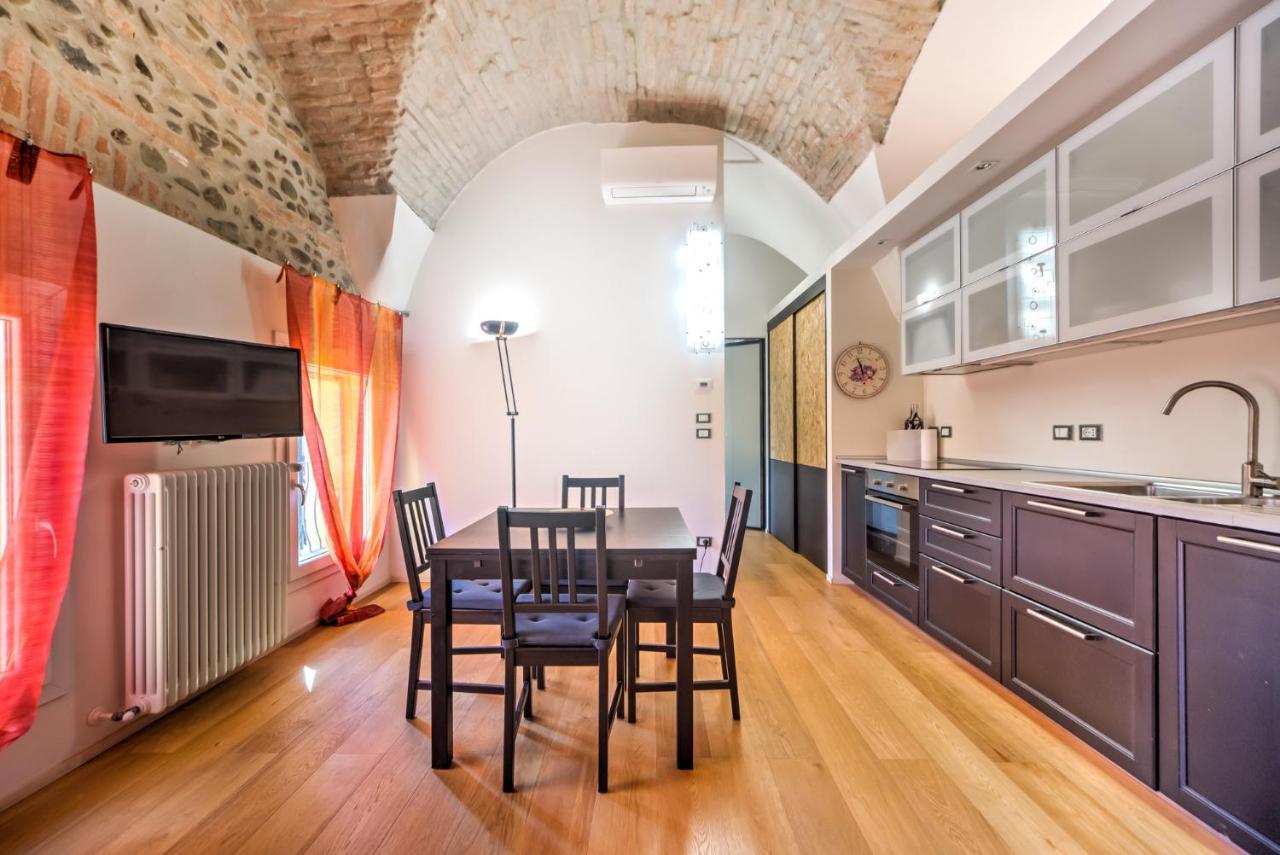 Apartamento A Saltarelli Vicino All'aeroporto