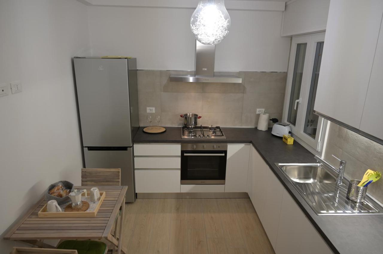 Apartment Grigio Perla Panigale, Con Giardino E Parcheggio Privato Gratuito Fino A Tre Posti Auto Bologna