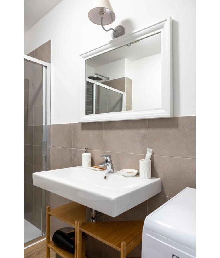 Palazzo Pedretti Halldis By Halldis Appartement