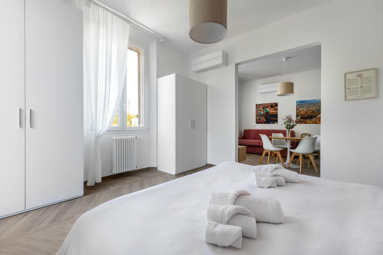 Palazzo Pedretti Halldis By Halldis Bolonia