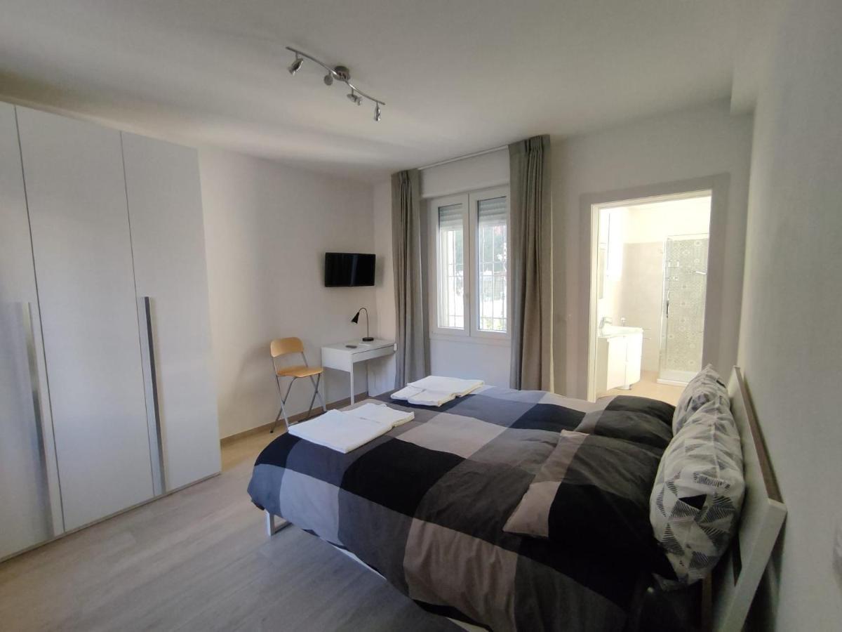 Grigio Perla Panigale, Con Giardino E Parcheggio Privato Gratuito Fino A Tre Posti Auto Apartment *