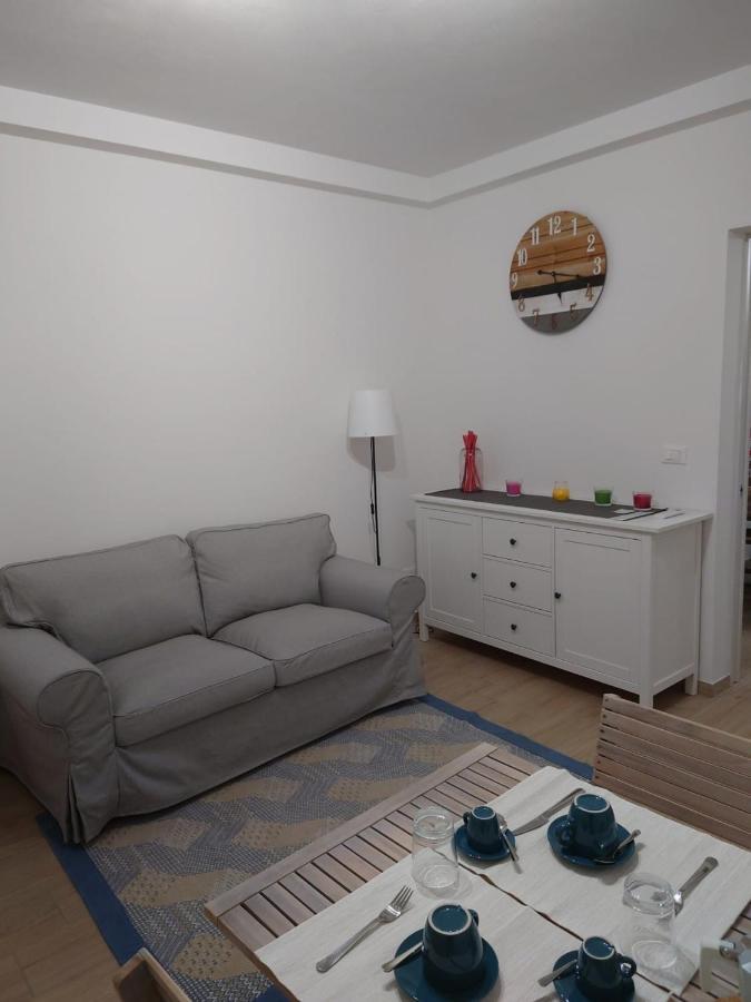 Apartment Grigio Perla Panigale, Con Giardino E Parcheggio Privato Gratuito Fino A Tre Posti Auto Bologna
