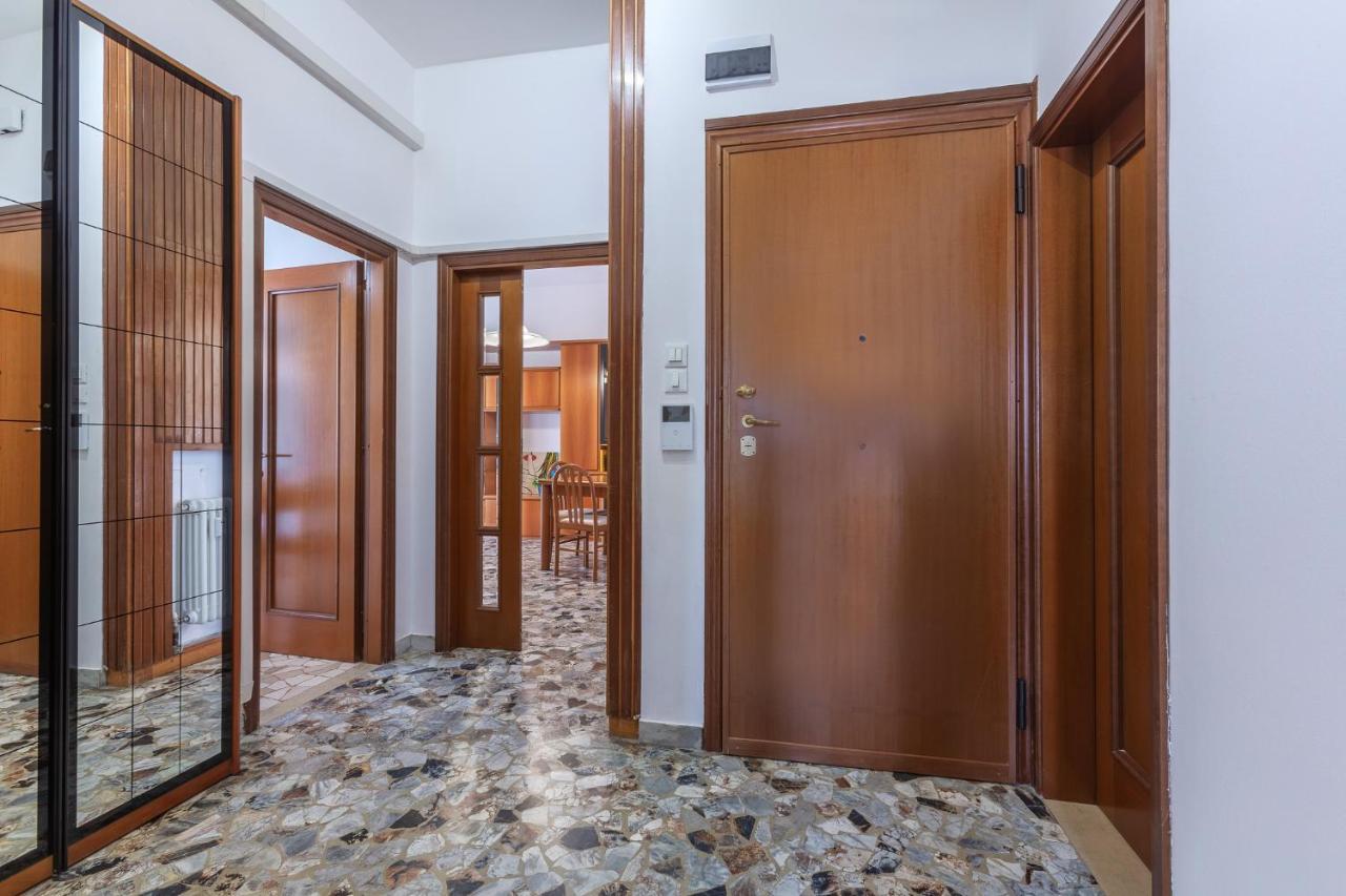 Appartement A 500 Mt Dalla Certosa
