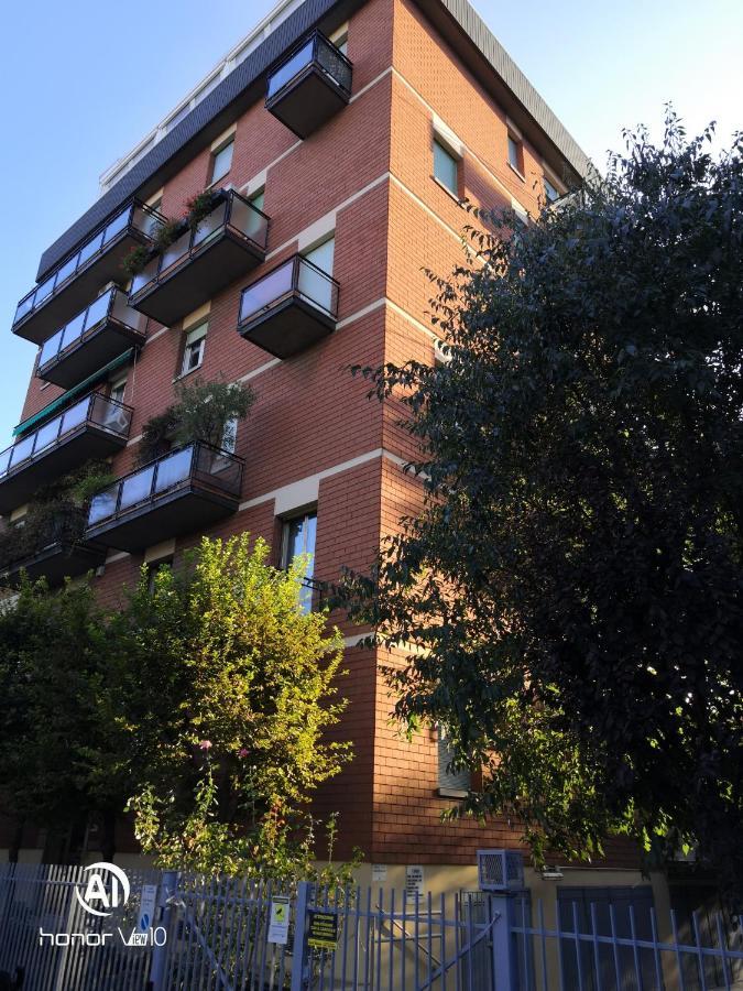 In Fiera 5 Appartmento Fronte Fiera Appartement *