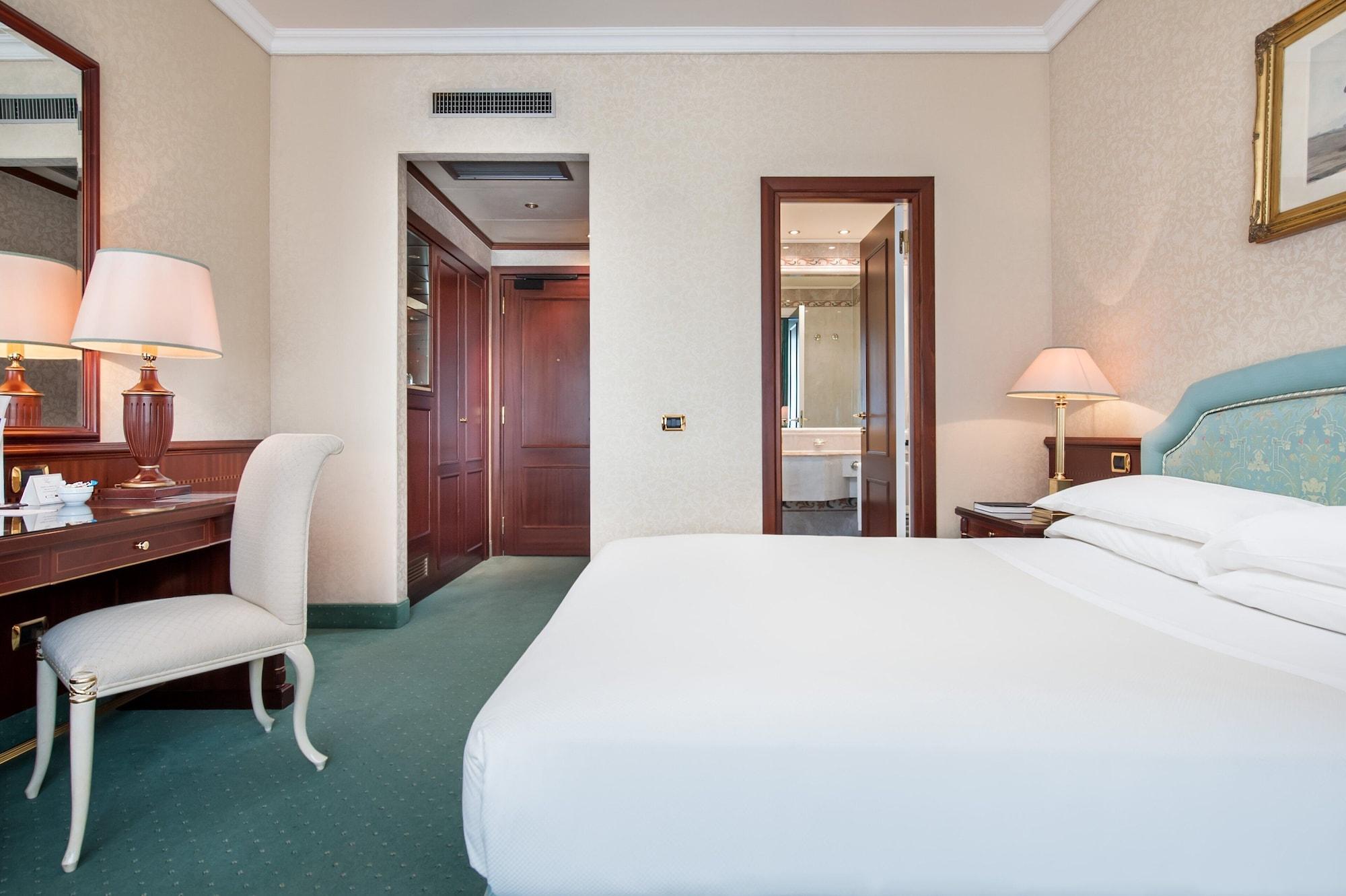Hotel Royal Carlton
