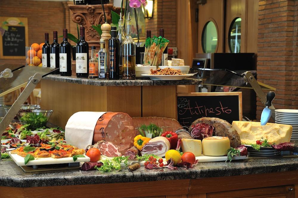 Airport Hotel Bologna