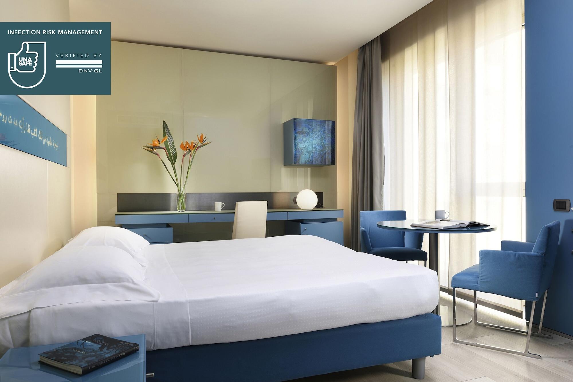 Centro Hotel